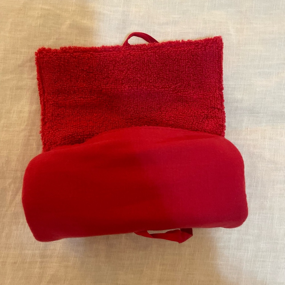 CHANEL Red Cosmetic Bag - Picture 4 of 4
